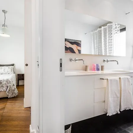 Apartment Spacious Place With Wi-fi, Air-con *